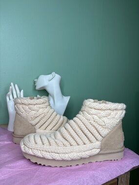 Cozy Knit Ankle Booties in Cream